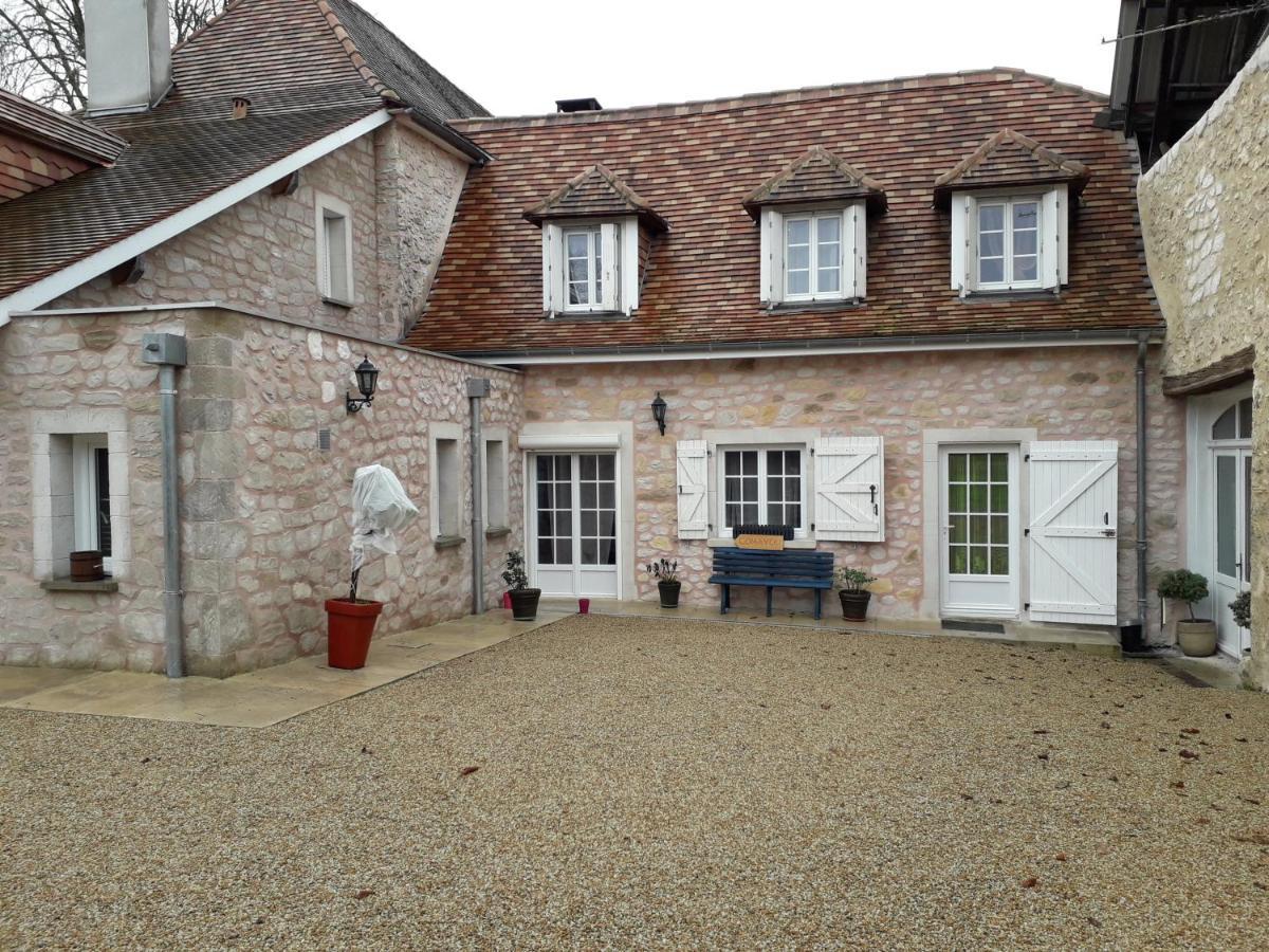 Loubieng Maison Comayou מראה חיצוני תמונה
