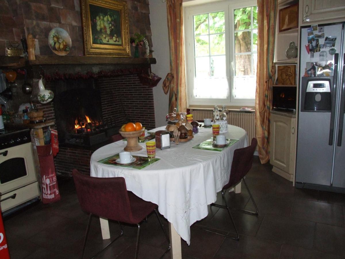 Loubieng Maison Comayou מראה חיצוני תמונה
