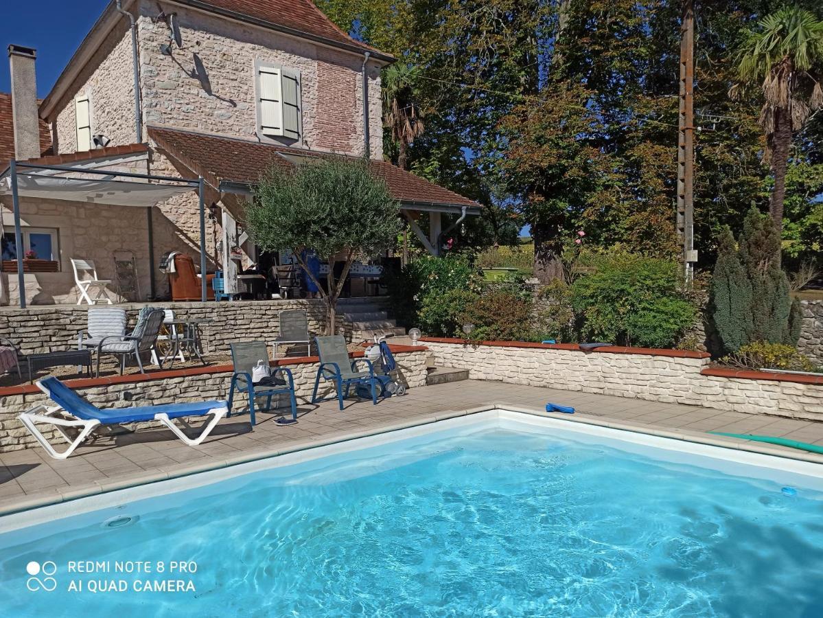 Loubieng Maison Comayou מראה חיצוני תמונה